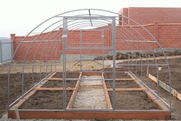 greenhouse + with turnkey foundation